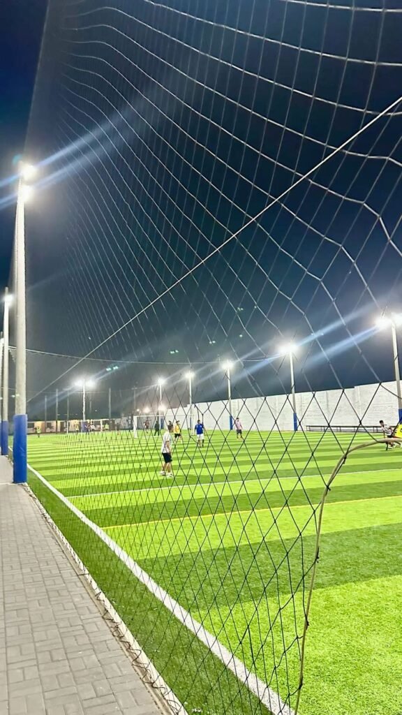 شبوك ملاعب رياضية بالرياض