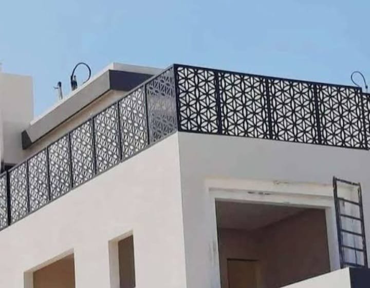 سواتر لكسان بالرياض